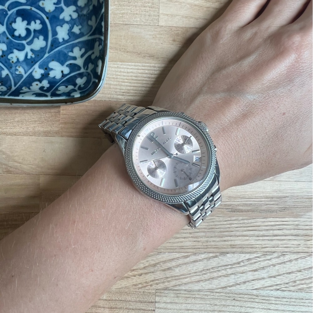 Michael kors ladies stainless steel dress watch NEW BATTERY - Picture 10 of 10